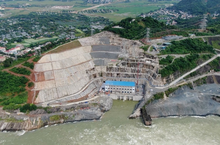 Энергетический рывок Вьетнама: ГЭС Хоабинь получила новый энергоблок