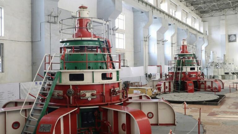 На Уч-Курганской ГЭС проведут параллельную реконструкцию двух гидроагрегатов