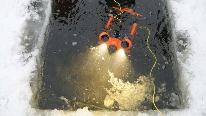 Робот вместо водолаза: на Гродненской ГЭС испытали подводный дрон