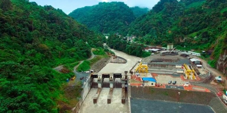 ГЭС &laquo;Айюрикин&raquo; в Эквадоре официально введена в эксплуатацию