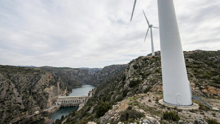 В Португалии Iberdrola объединит ветропарки и ГЭС в единую энергосистему В Португалии Iberdrola объединит ветропарки и ГЭС в единую энергосистему